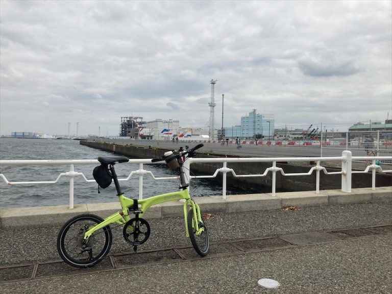 山下 公園 駐輪場 自転車